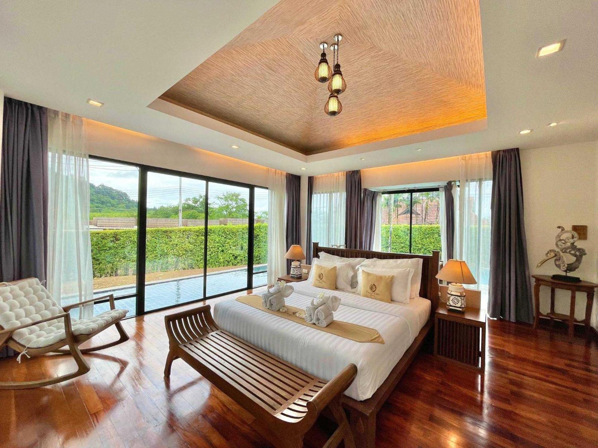 Ozone Villa Phuket Pa Khlok Kültér fotó