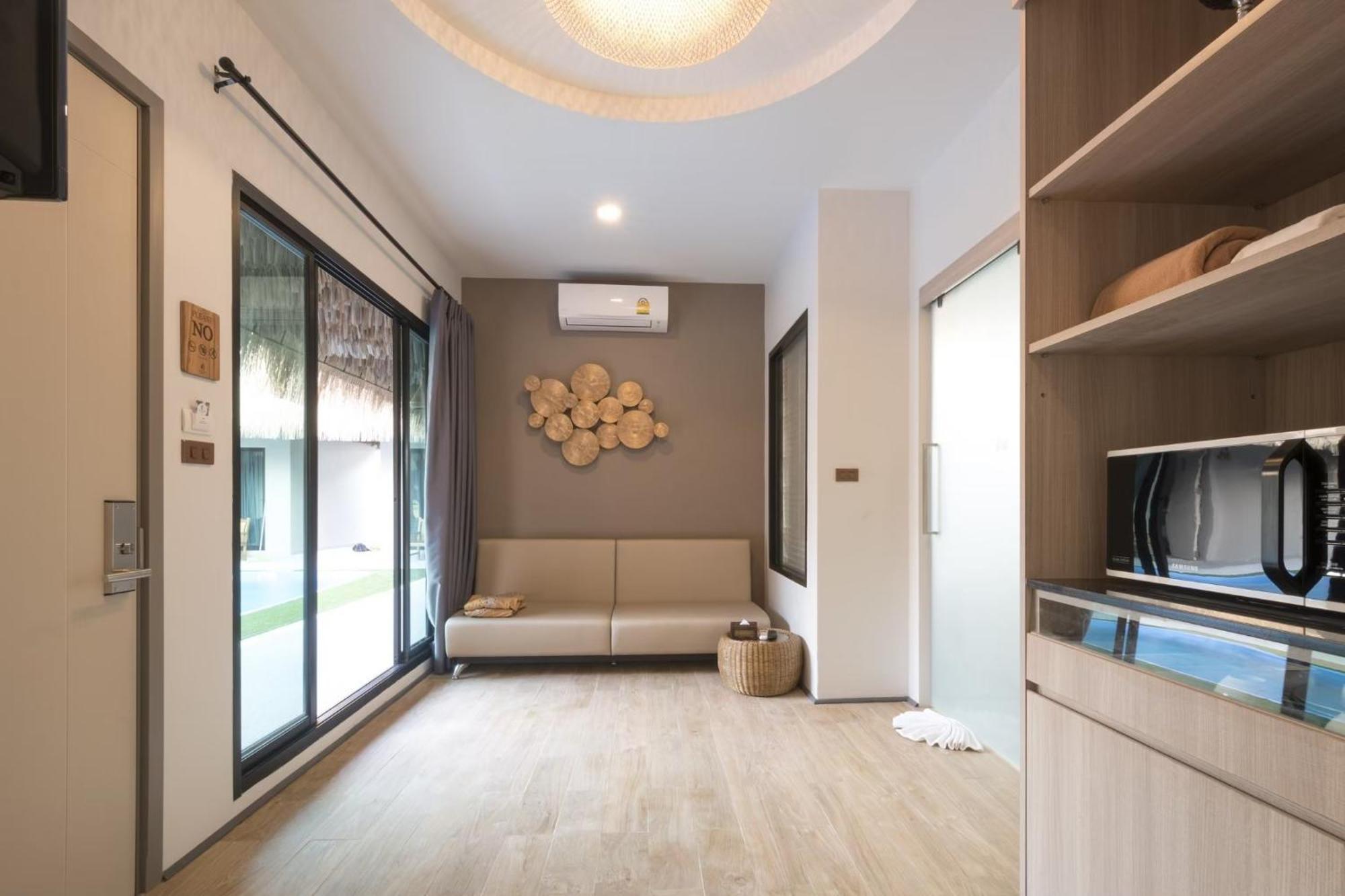 Ozone Villa Phuket Pa Khlok Kültér fotó